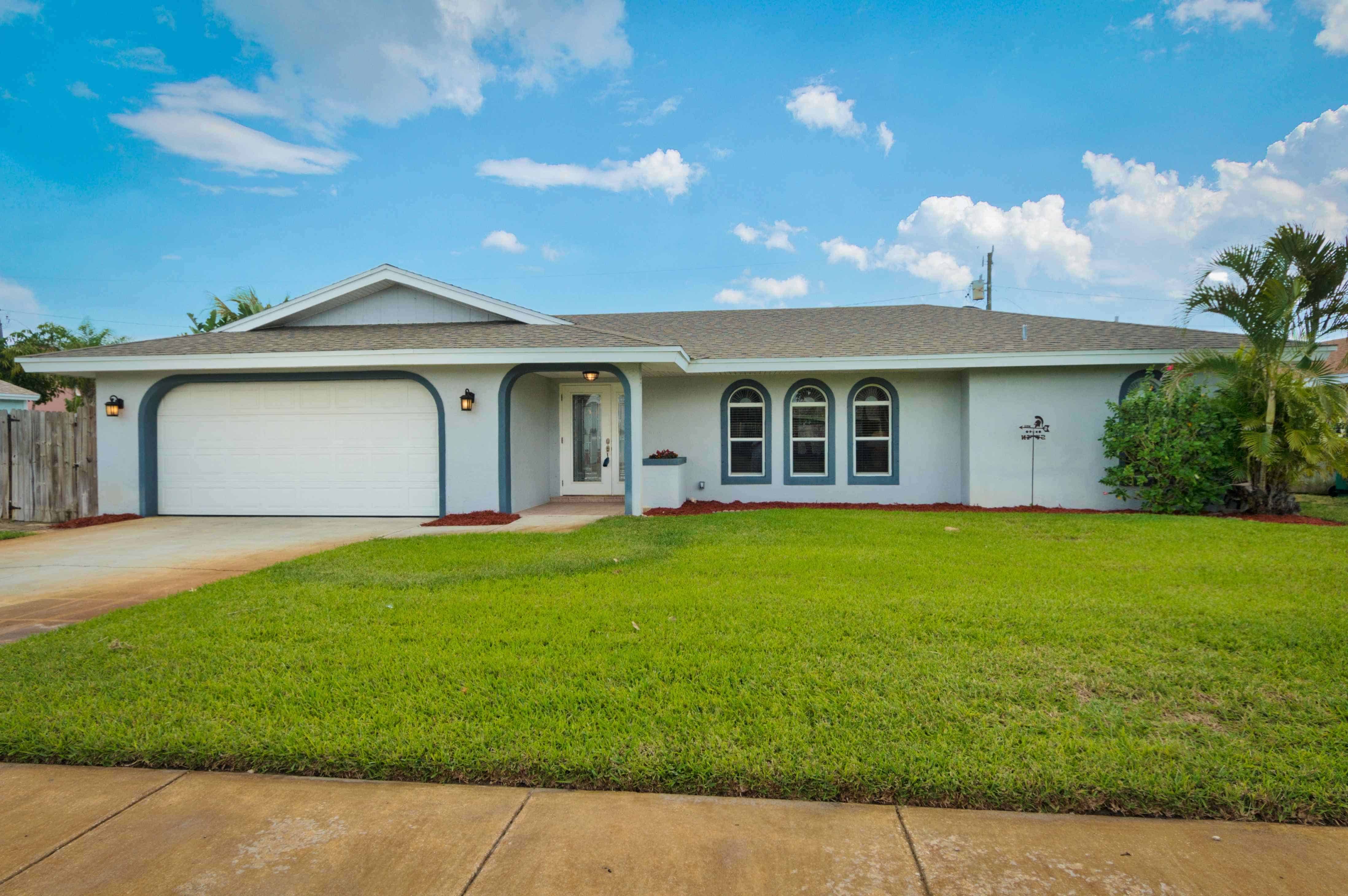 SOLD – 715 Verbenia Drive Satellite Beach, FL 32937 – $260,000